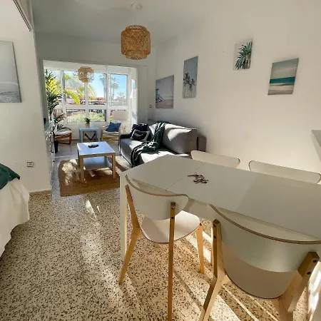 La Sonrisa Apartment *